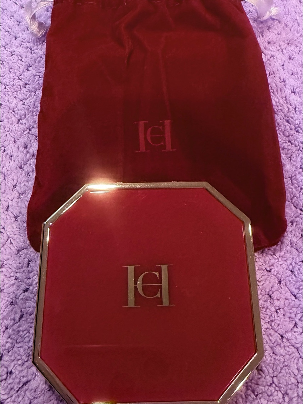 Carolina Herrera Velvet Red Octagonal Highlighter Compact,